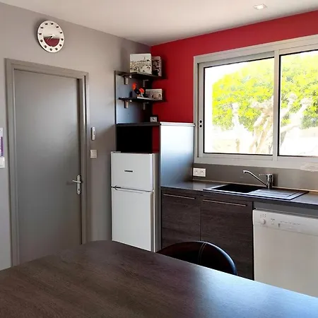 La Jolie Maison Des Bussoleries 빌라 *