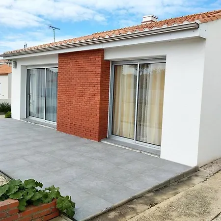 La Jolie Maison Des Bussoleries *
