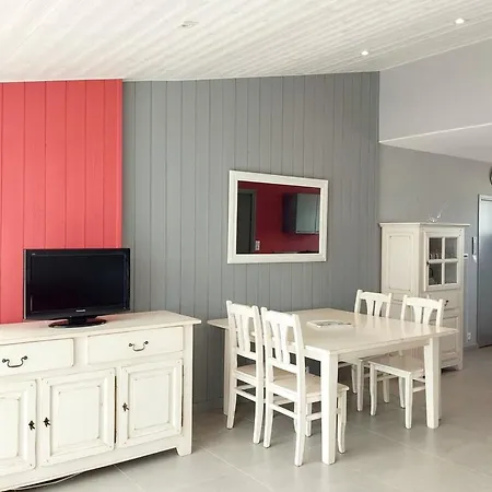 빌라 La Jolie Maison Des Bussoleries